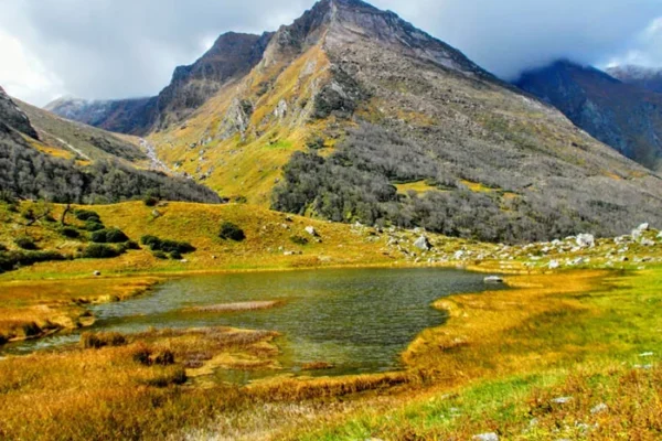 Ruinsara Tal Trek