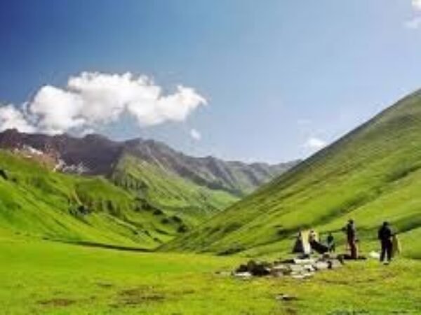 Dayara Bugyal Trek